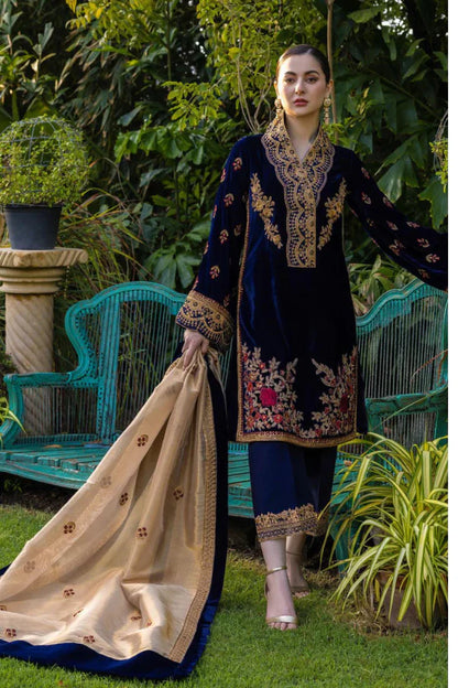 Aim Collections® Zainab Chottani ZC-737 Velvet Embroidered Three Piece – Winter Collection 2025