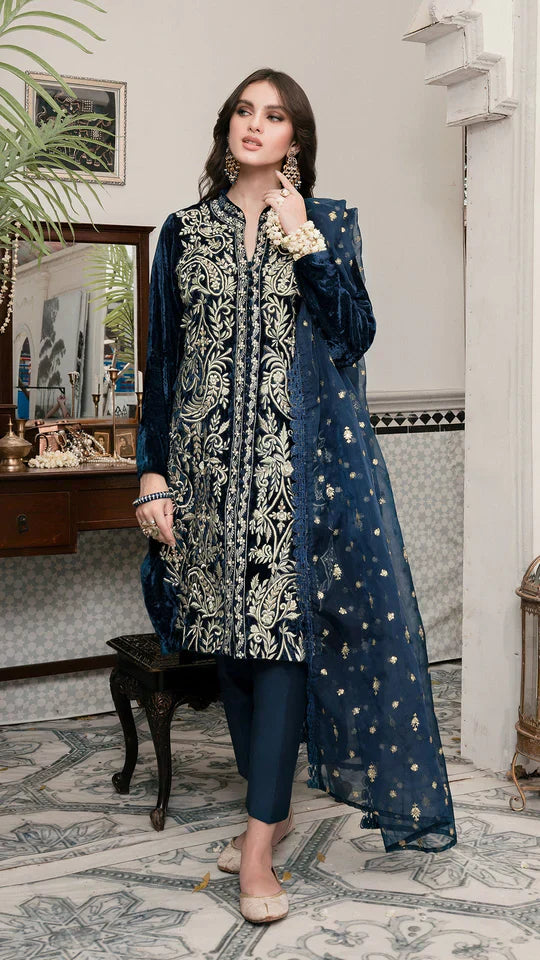 Aim Collections® Zainab Chottani ZC-905 Embroidered Velvet Three Piece – Winter Collection